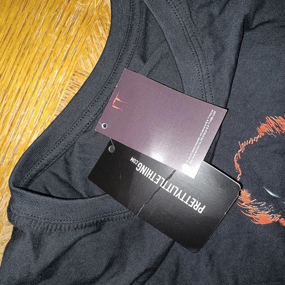 PENNYWISE T-shirt IT Horror Movie Scary Clown Tee shirt new with tahs ahas 1 sma - Picture 5 of 5